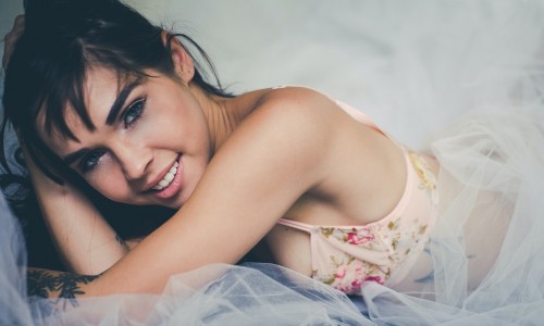 Vyberte si vhodnú plesovú dámsku podprsenku! Vyberte si vhodnú plesovú dámsku podprsenku!